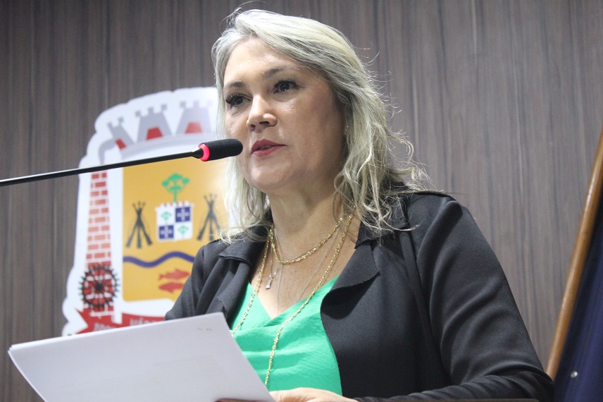 População se revolta com chilique de vereadora e defendem Prefeita de Varzea Grande-MT.