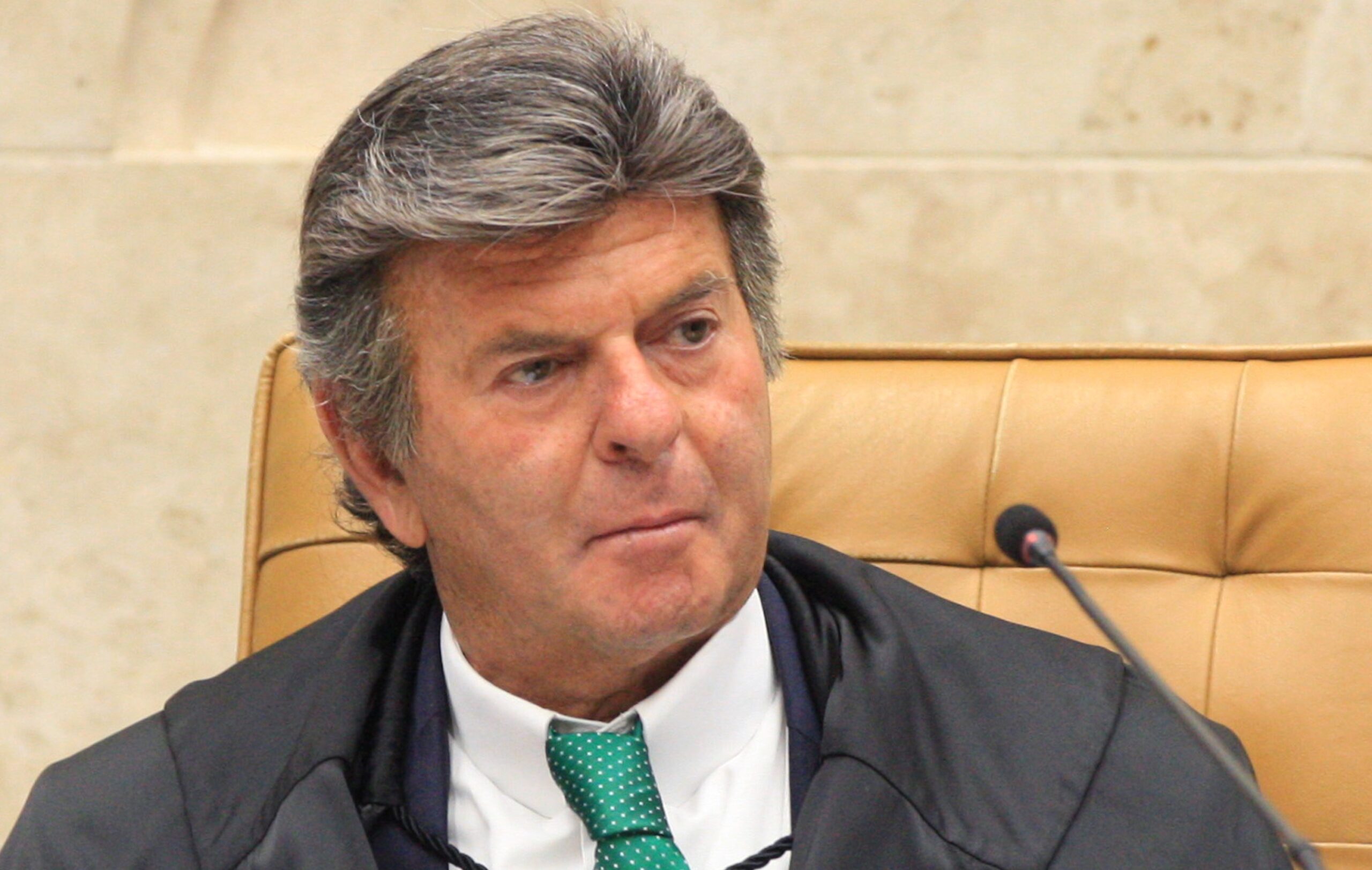 É #FAKE vídeo de ministro Luiz Fux dizendo que aprovará anistia para Bolsonaro; contéudo foi alterado por inteligência artificial